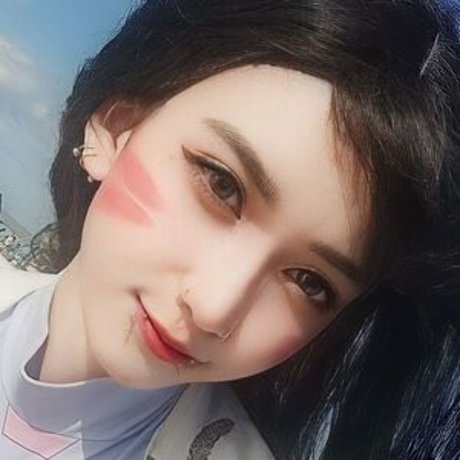 Zareen Quilop ポルノスター 美しい 写真