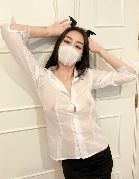 burnbabyxx 高品質女優 写真