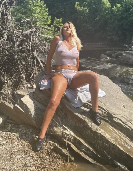 AvaLynn Daniels top profile image