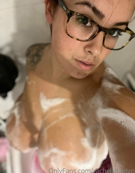 rachelsitaglvn ホットなスター 画像