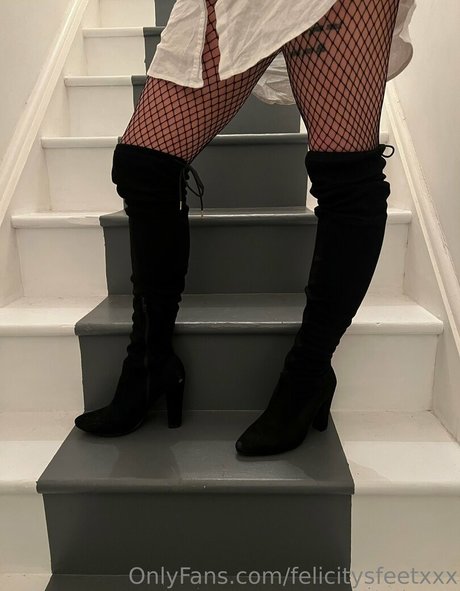 felicitysfeetxxx トップスター アーカイブ