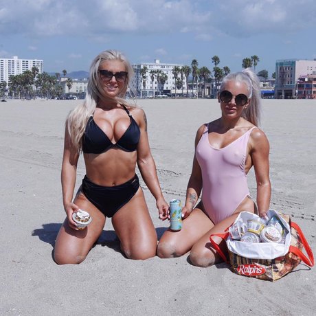Caroline Aspenskog トップスター 写真