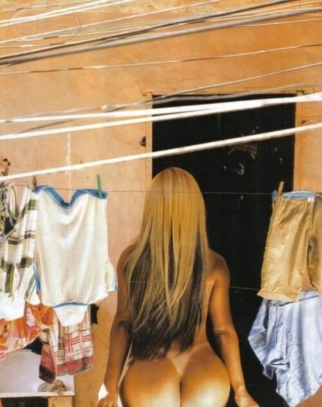 Valeska Popozuda ヌードのポルノスター 写真