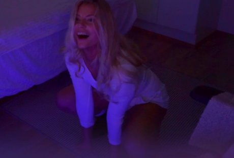 Laura Nieminen HDスター 画像