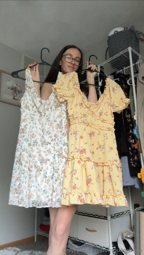 stormiskiesfreee ポルノスター トップ 画像