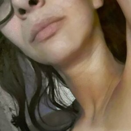 bigmouthx 裸のポルノスター 写真