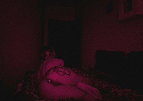 darkhoromi ヌードモデル 写真