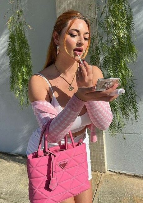 Lexi Borg セックスポルノスター 写真