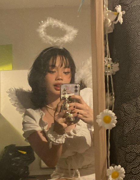 iadivinecomedie 高品質女優 画像