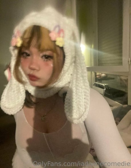 iadivinecomedie 素敵なポルノスター 写真
