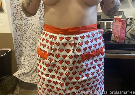 ぽっちゃりお尻オンリーファンズ ヌード 写真