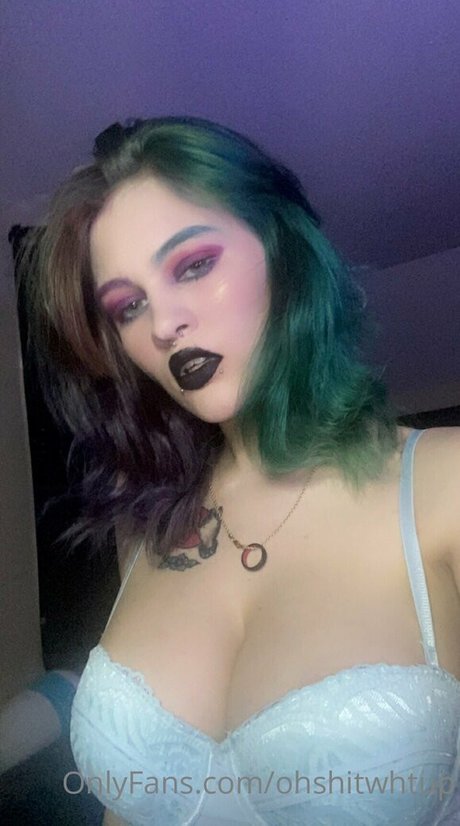 ohshitwhtup ポルノスター 美しい 写真