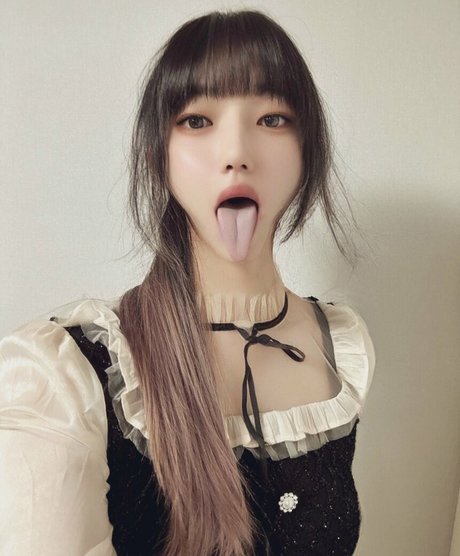 Ayoung ポルノスター 画像