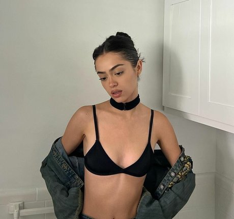 Nailea Devora アートポルノスター 画像