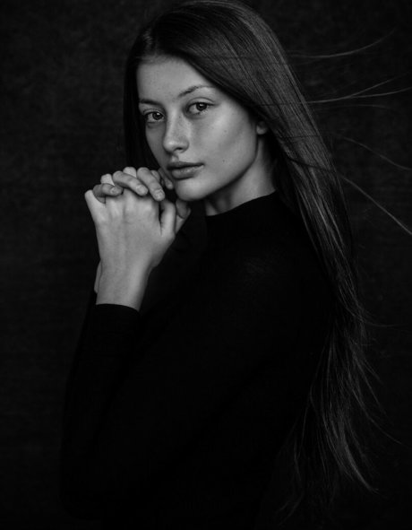 Ellie Weston 無料スター 画像