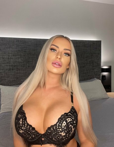 youngcharleyy ポルノスター 写真