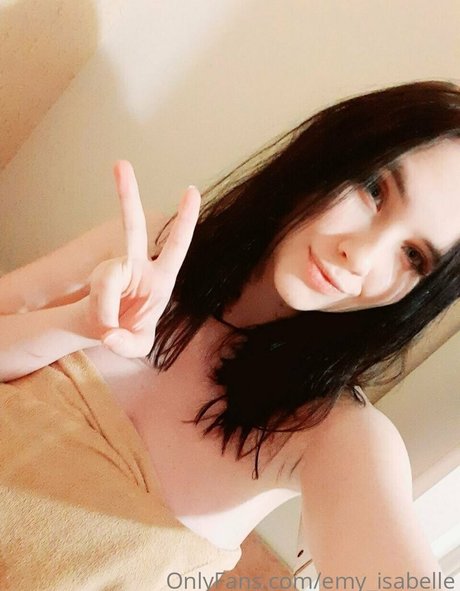 emy isabelle xxxポルノスター 画像