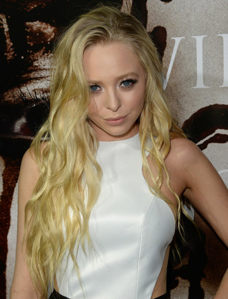 Portia Doubleday ポルノスター エロティック 写真