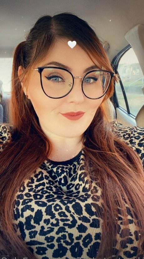 kittykatastrophy69 top profile image