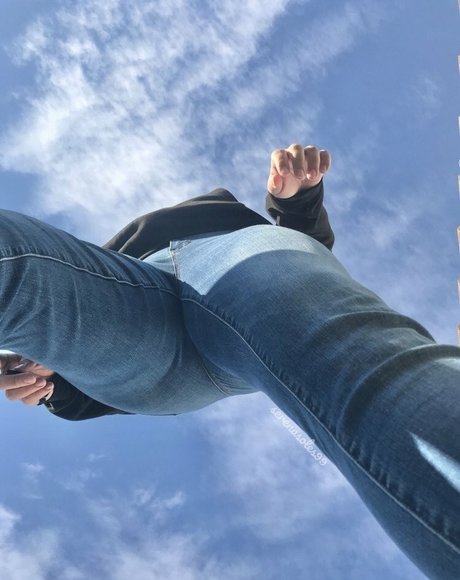 serenasoles99 セクシーなポルノスター 写真