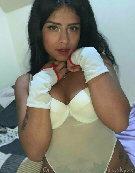 valentinaskyxx ヌード女優 画像