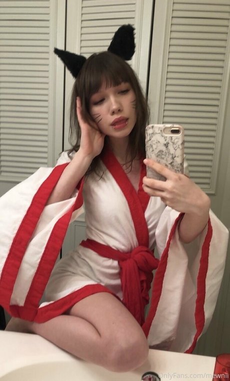 Mewnii トップ女優 写真