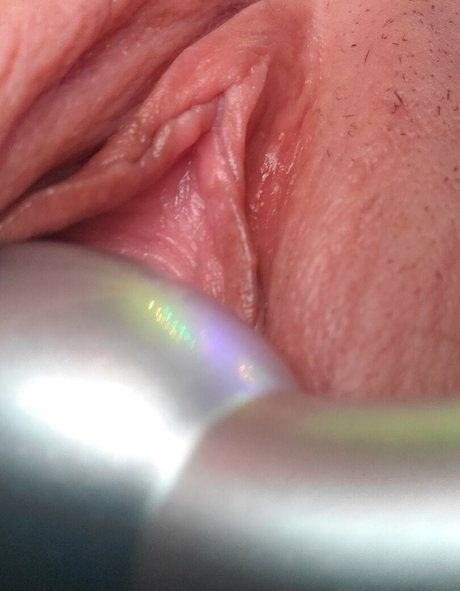 lickmefrosty スター 裸 写真