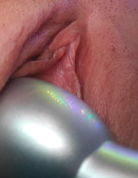 lickmefrosty 裸モデル 画像