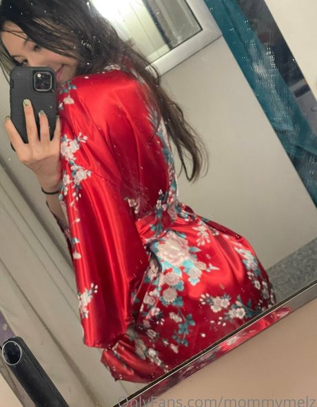 mommymelz 高品質スター 画像