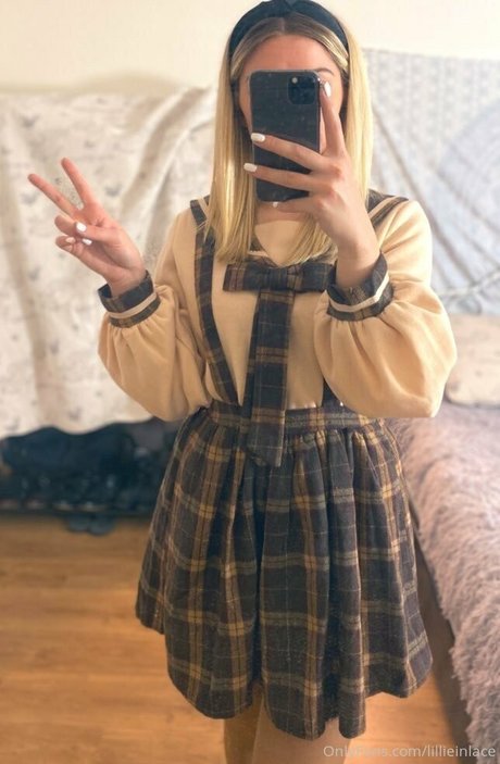 lillieinlace ヌード女優 画像