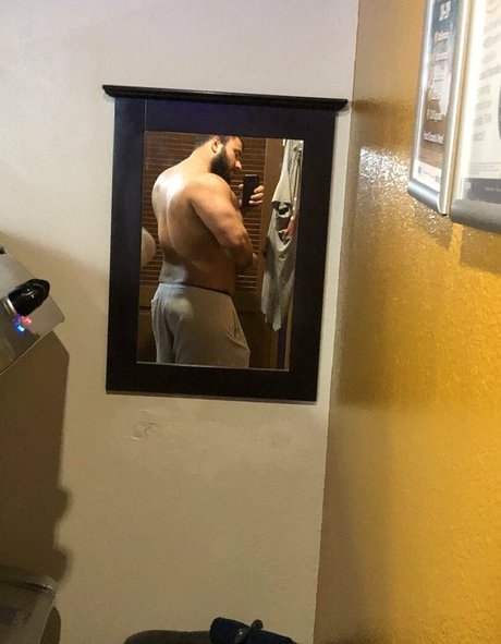 beefybull ポルノスター エロティック 画像