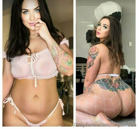 tinytinaaa スター 裸 写真