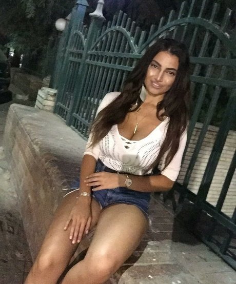 ゲイのインフルエンサーOnlyFans ホット 写真