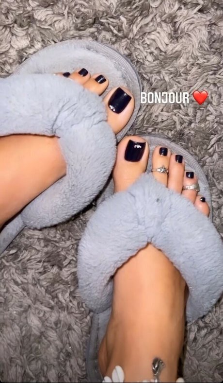 Mariefrenchgirlfeet ホット女優 写真