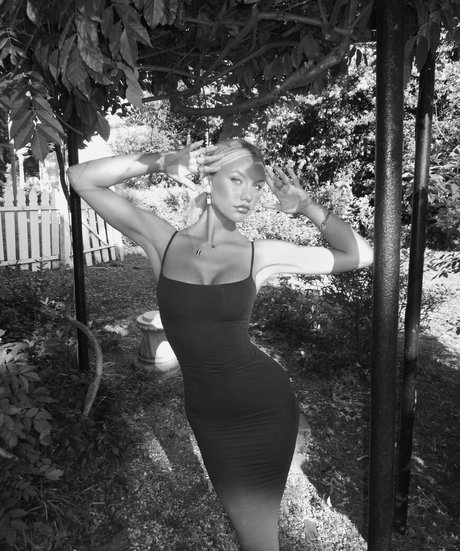 Marissa Daleigh 裸のポルノスター 写真