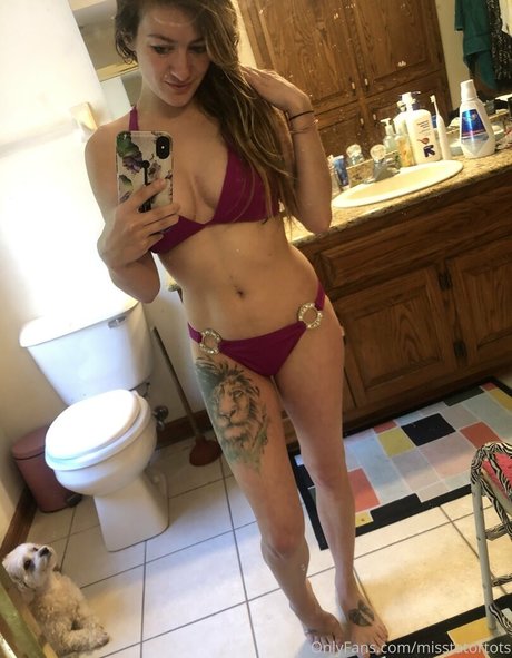 tittytata 無料女優 写真