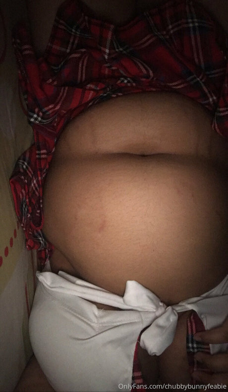 chubbybunnyfeabie ポルノスター 素敵 写真