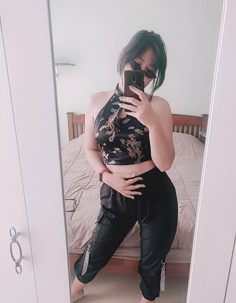 ai suru69 ポルノスター ホット 写真