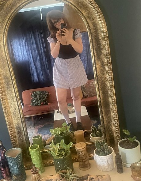 Allie Goertz 無料女優 画像