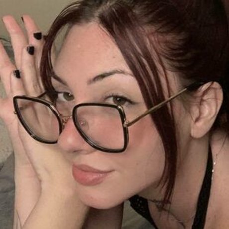Andrezza Losso 裸モデル アーカイブ