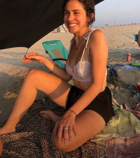 Kelsey Kreppel HD女優 アーカイブ
