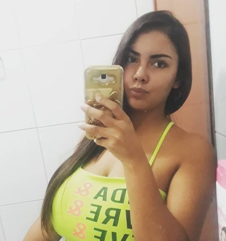 Evelim Alves XXXモデル 画像