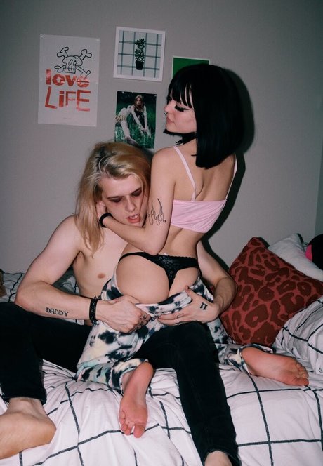 thebobbyburns ホット女優 写真