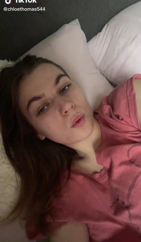 Chloe Louise Thomas 無料女優 アーカイブ