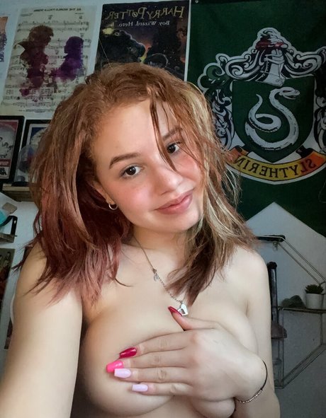 熟女の手コキOnlyFans 無料ヌード 写真