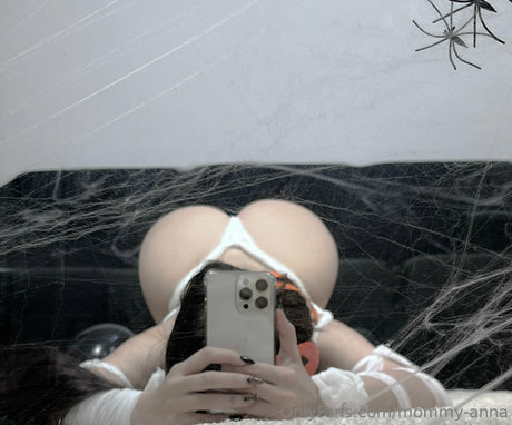 mommy anna ヌード女優 画像
