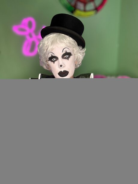 Onlygettingbrighter ポルノスター ヌード 写真