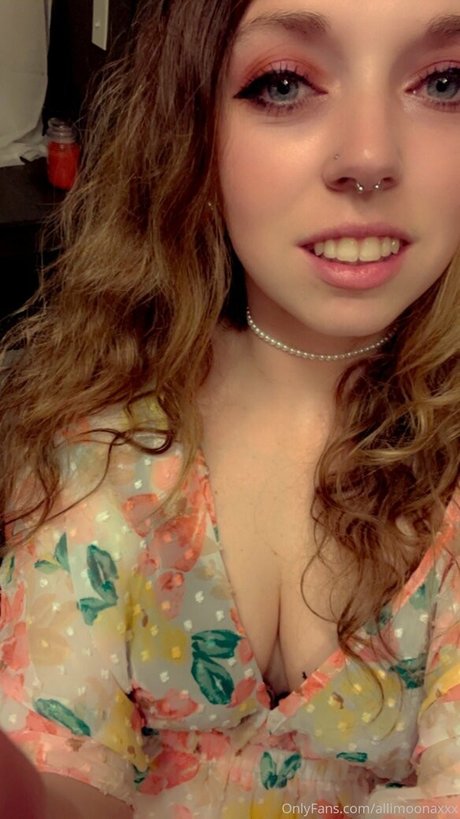 allimoonaxxx ポルノスター 独占 写真