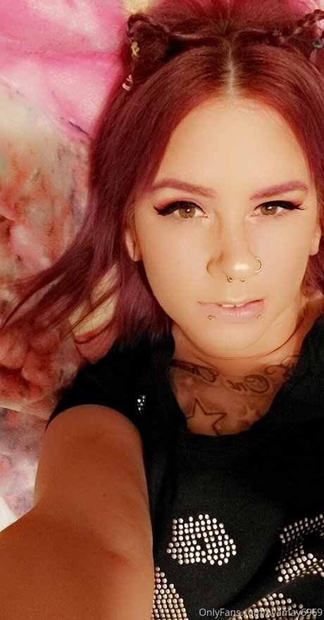 avamay6969 top profile image
