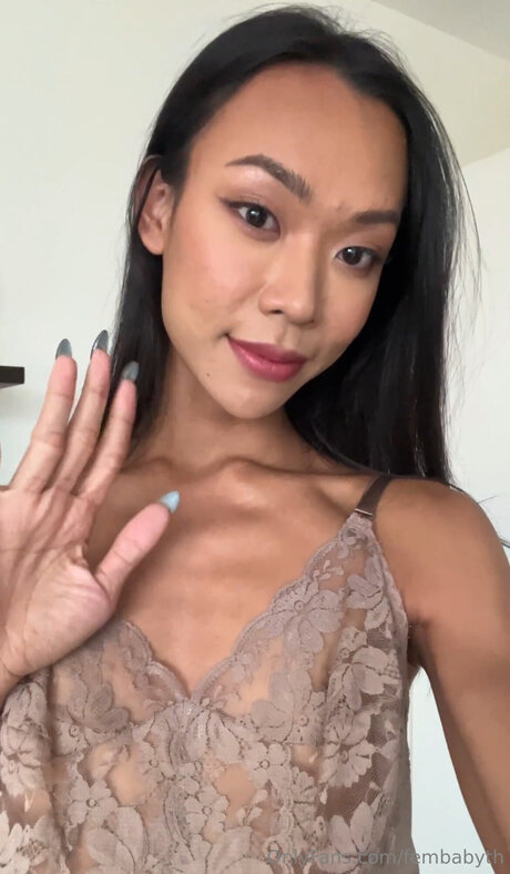 Fembabyth ポルノスター エロティック 写真